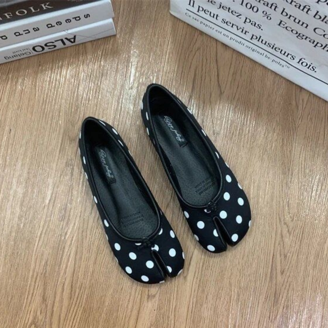 The Polka dot Tabi