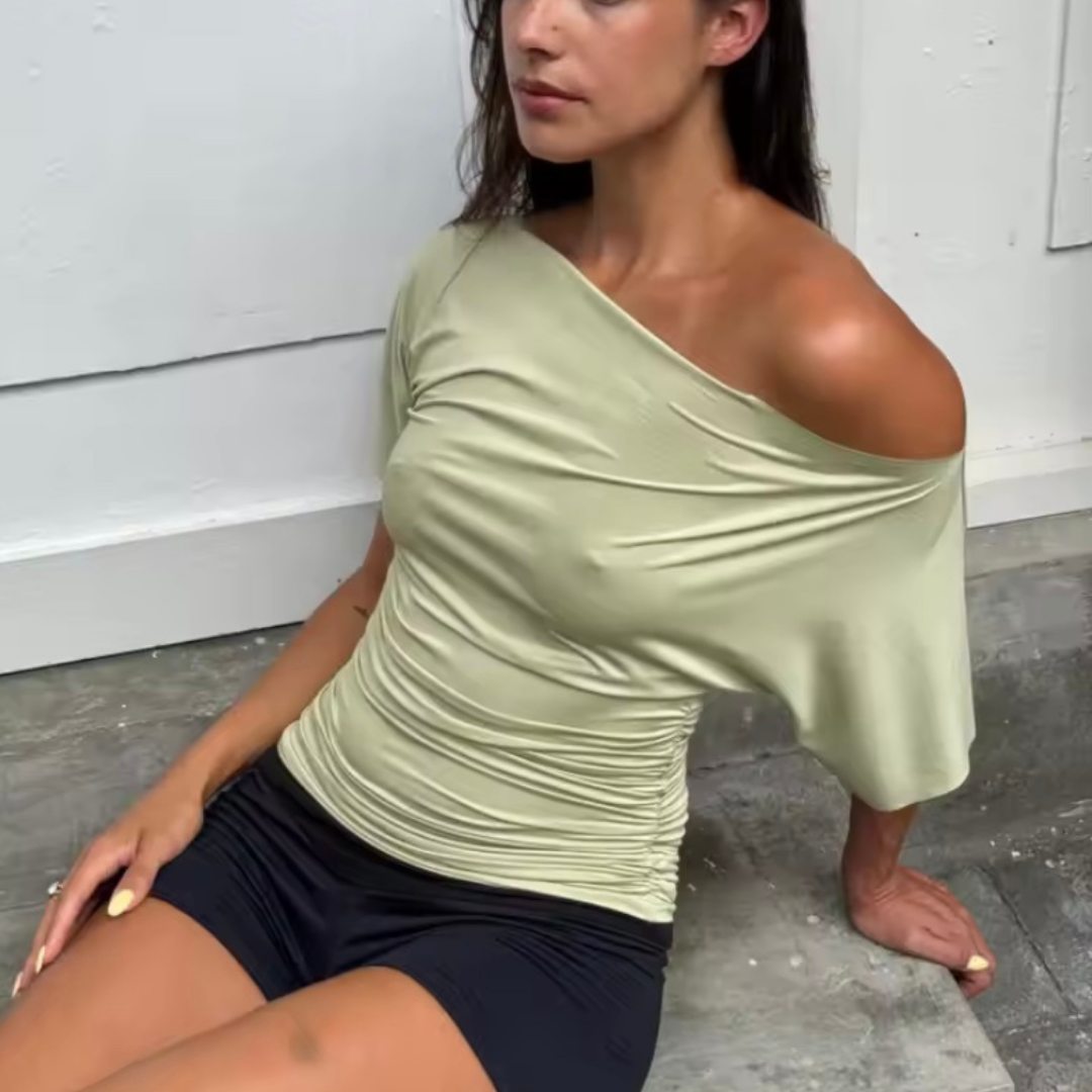 The Charmine Top - Apple